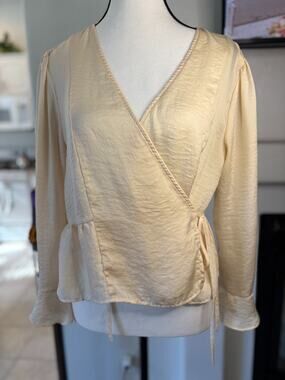Topshop Champagne Satin Wrap Blouse Long Sleeve Peplum Tie Waist Size 8